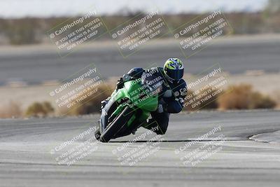 media/Nov-16-2025-Race Pace (Sun) [[8c5fa54630]]/Non Verified Riders (1st 20 Minutes)/1-Turn 14 (10am)/